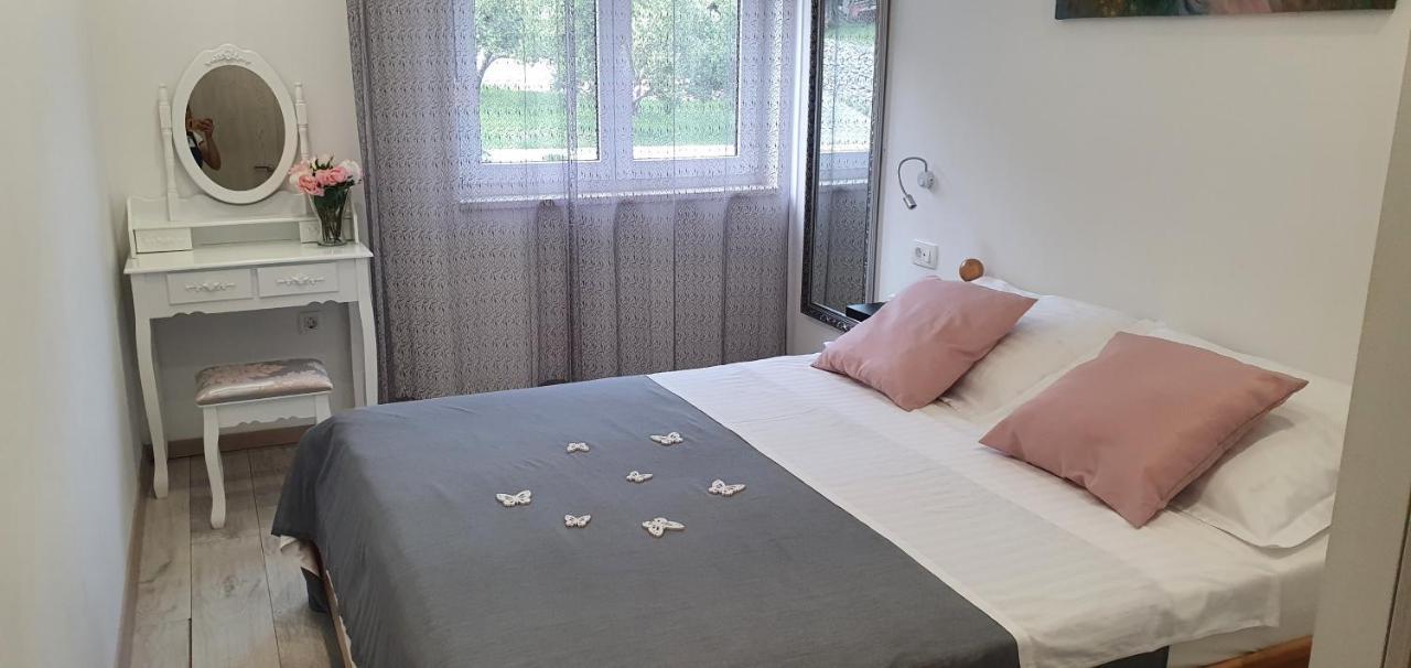 Urban Luxury Suites Juricevic Duce Exterior photo