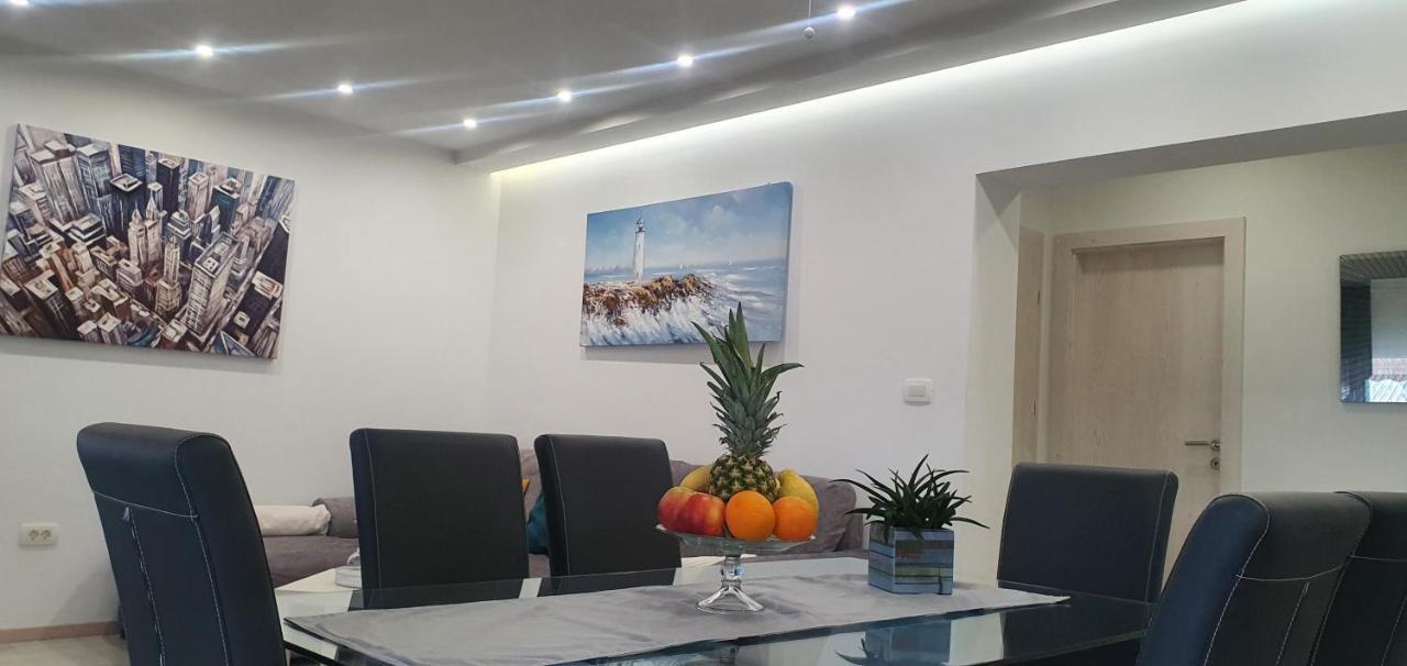 Urban Luxury Suites Juricevic Duce Exterior photo