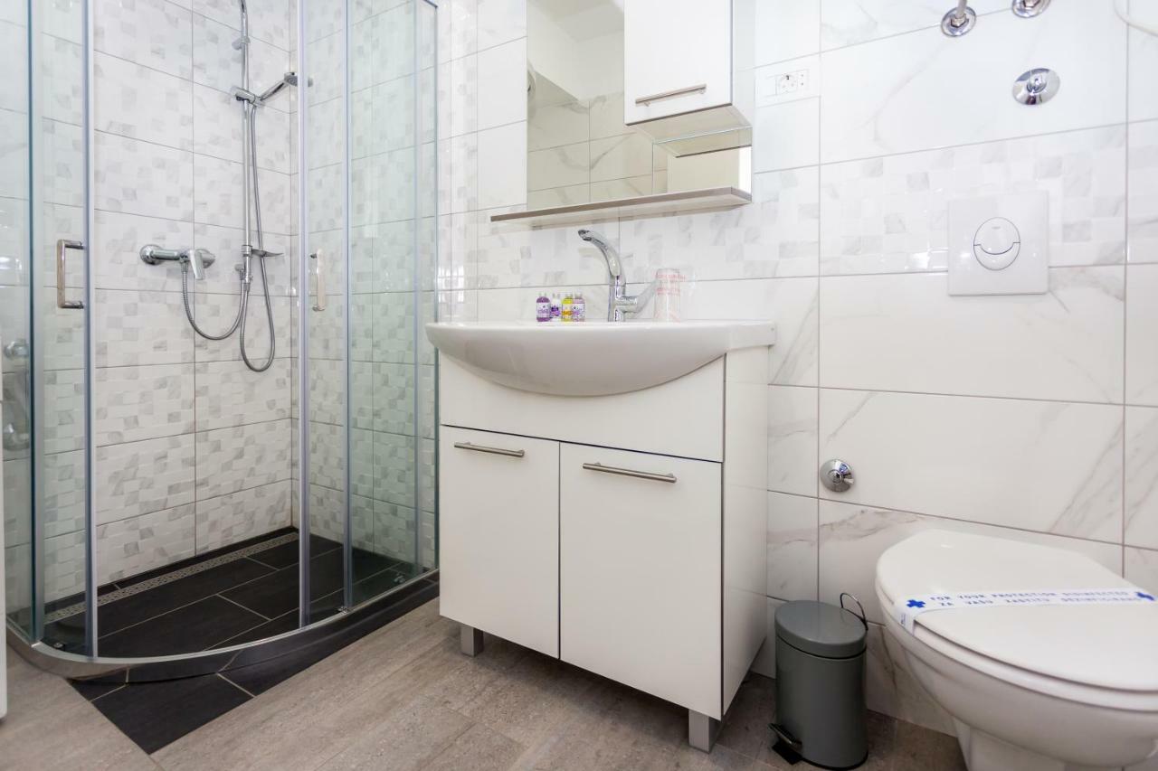 Urban Luxury Suites Juricevic Duce Exterior photo