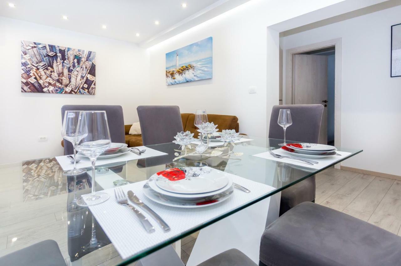 Urban Luxury Suites Juricevic Duce Exterior photo